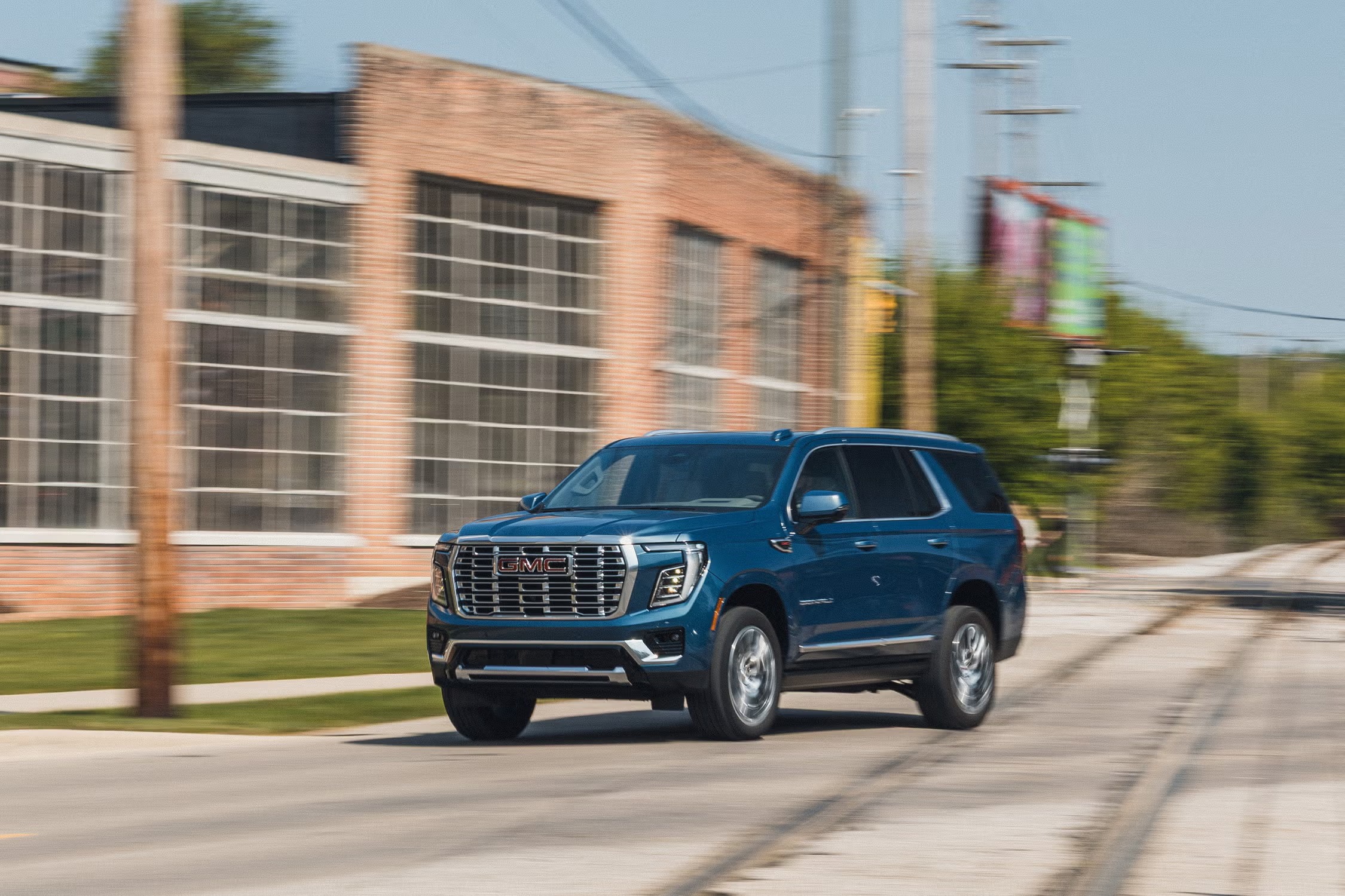 جي ام سي يوكون2025